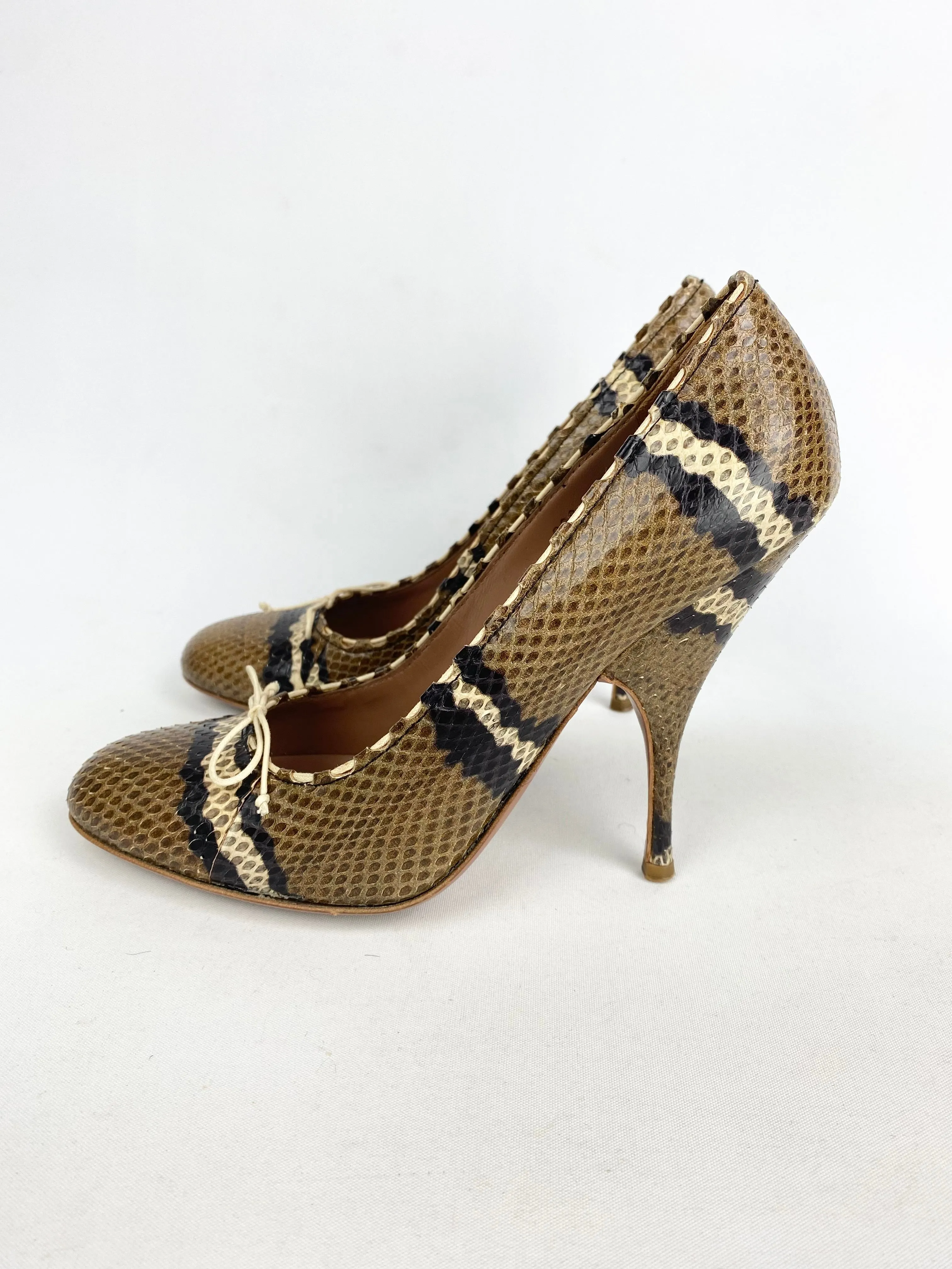 Alaïa Python Print Pumps - EU 38