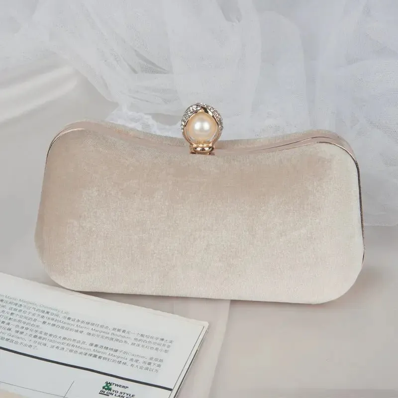 Elise | A Refined Clutch for Timeless Sophistication