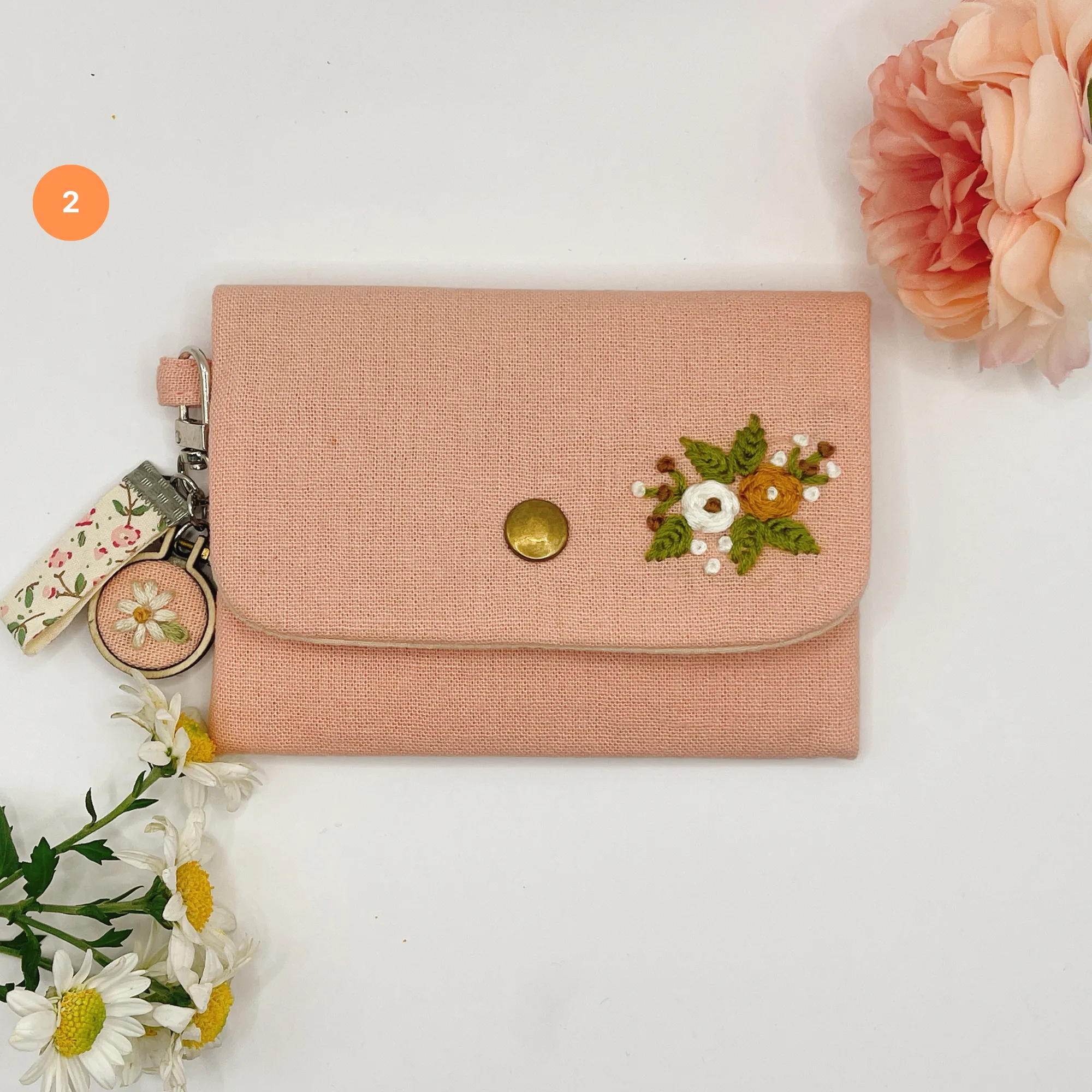 Embroidered linen wallet, Compact Women Wallet, handheld wallet, women wallet, embroidered purse, embroidery wallet, card wallet