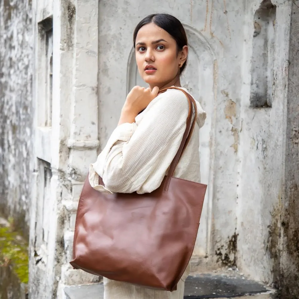 Everyday Tote in Brown Leather