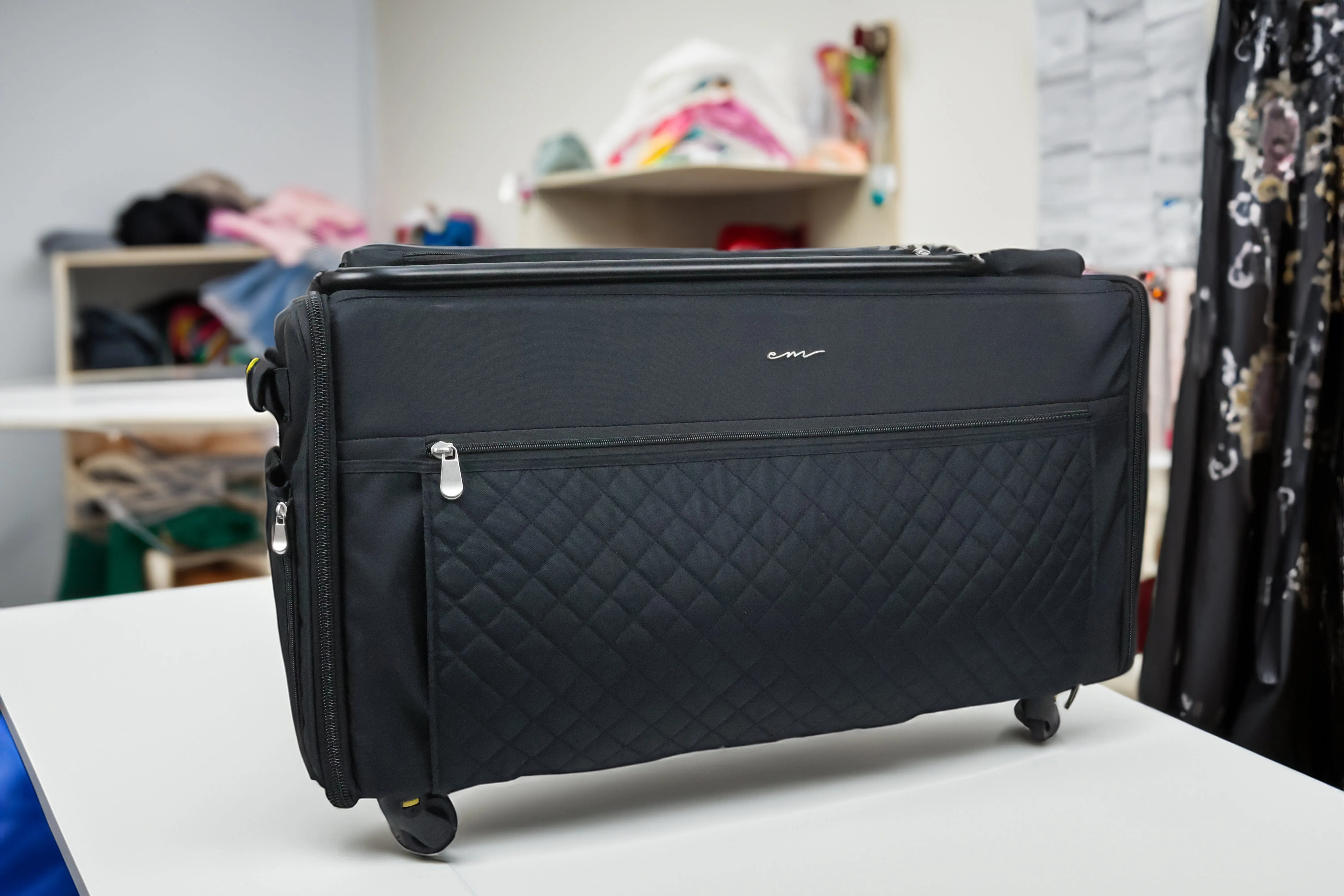 Everything Mary Jumbo Rolling Sewing Case | Black