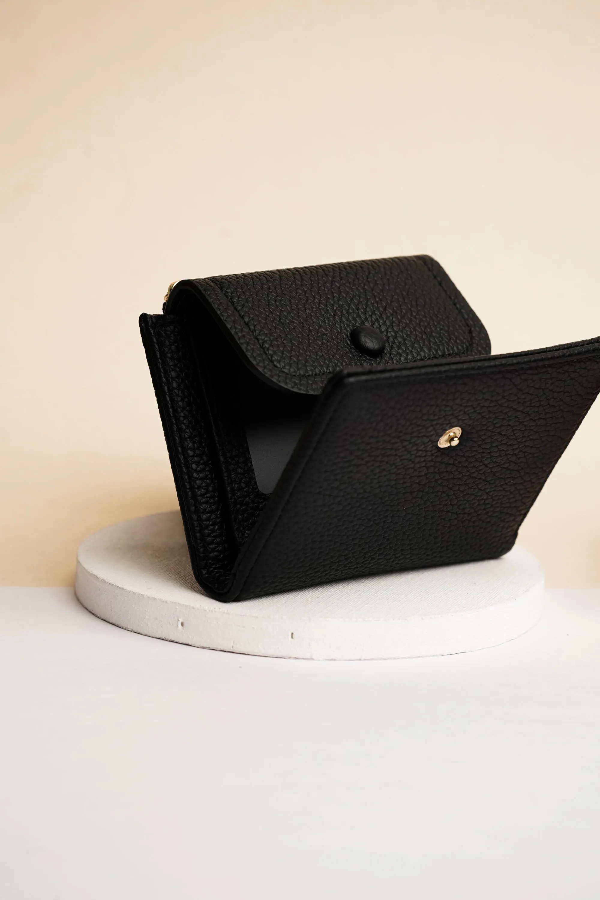 Groove Black Wallet
