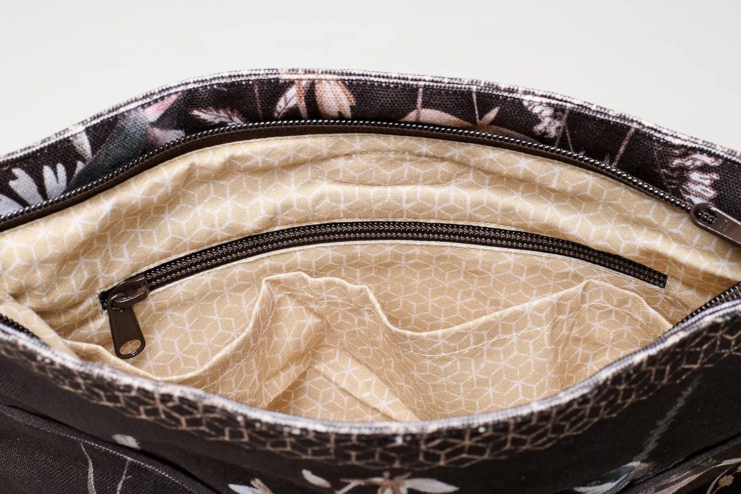 Maison d' Hermine Cross Body Bags for Women Cotton Canvas Shoulder Bag for Shopping Travel Everyday Use Tote purse Sling Bag