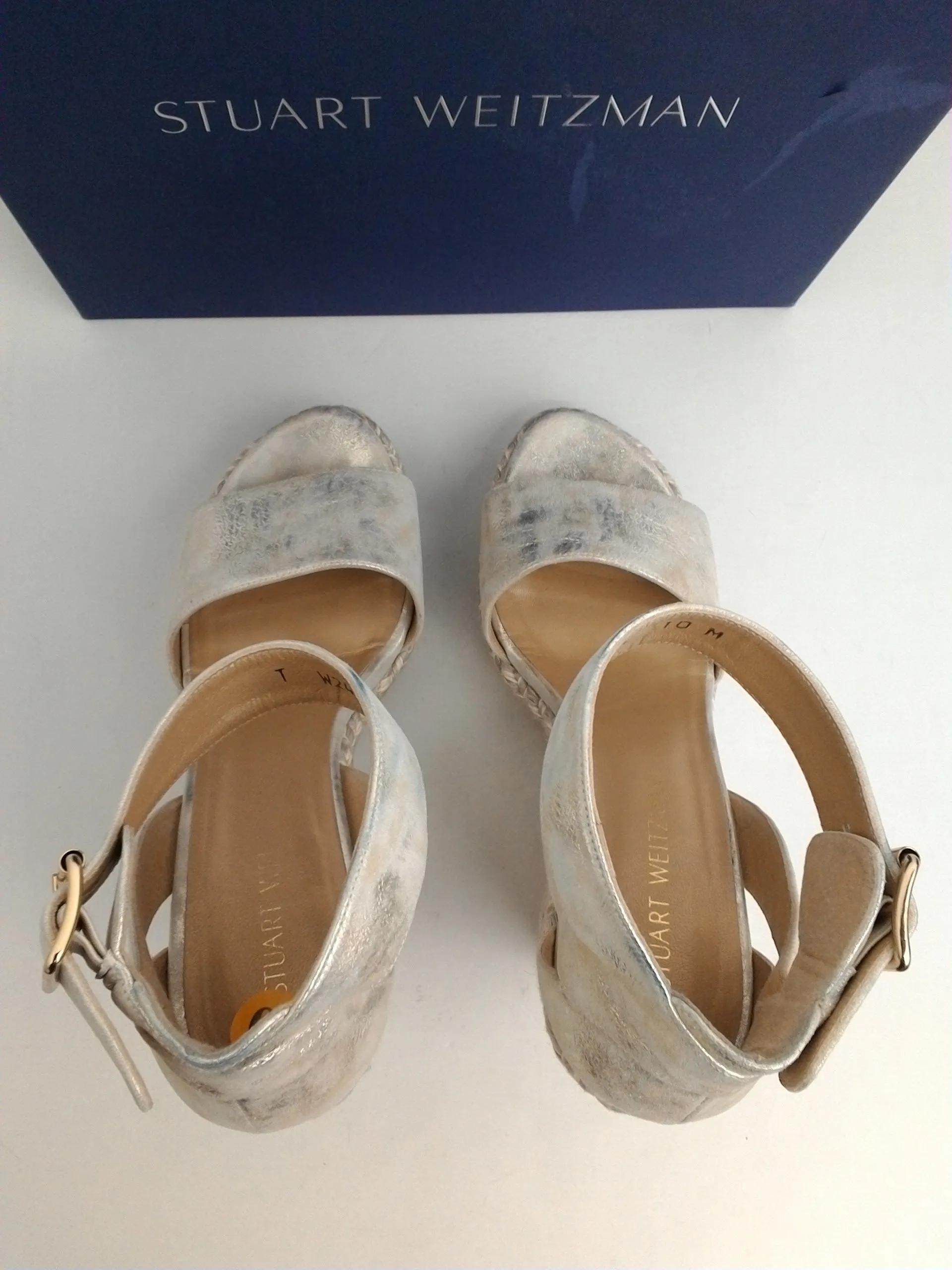Stuart Weitzman Mostly Pale Gold Clouded Nap Wedge Espadrille Sandal Size 10 M