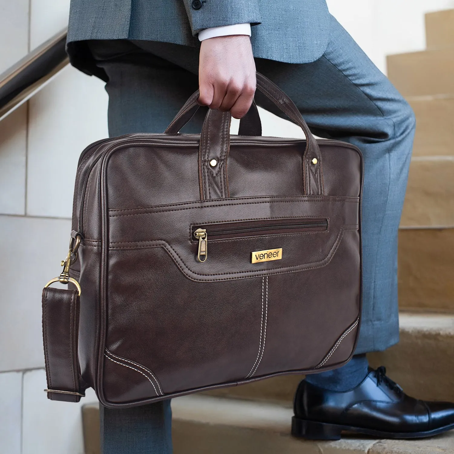 The Cybershift Laptop Messenger Bag Combo